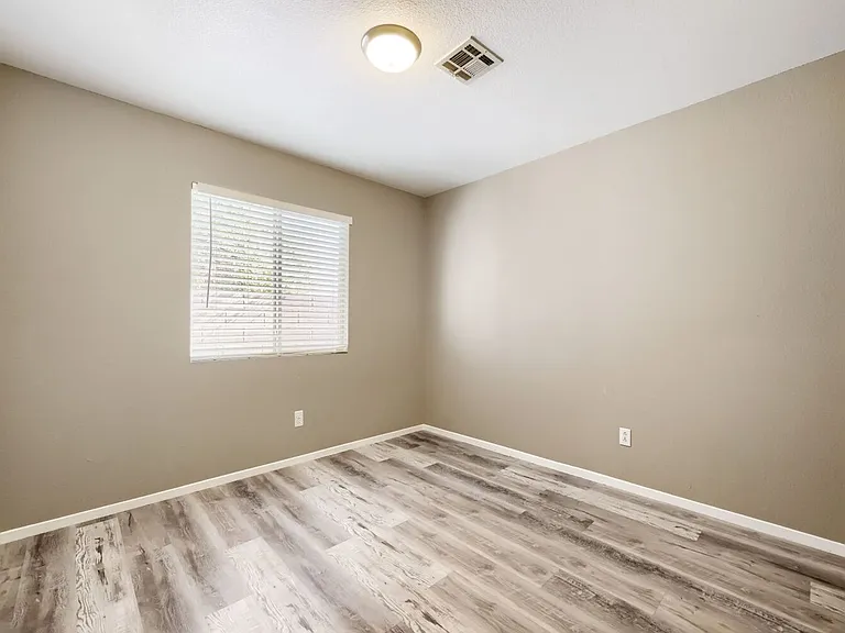 5900 Round Castle St — Photo 16