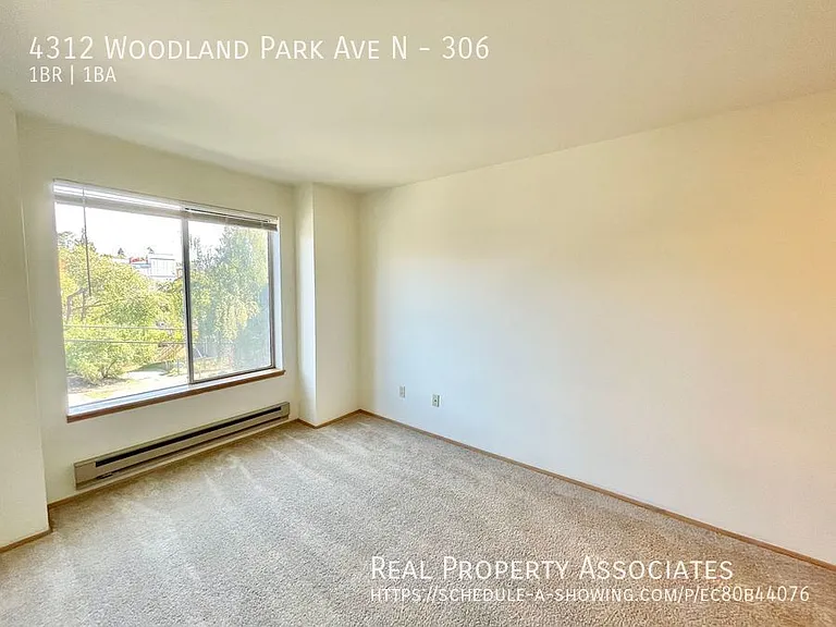 4312 Woodland Park Ave N #306 — Photo 12