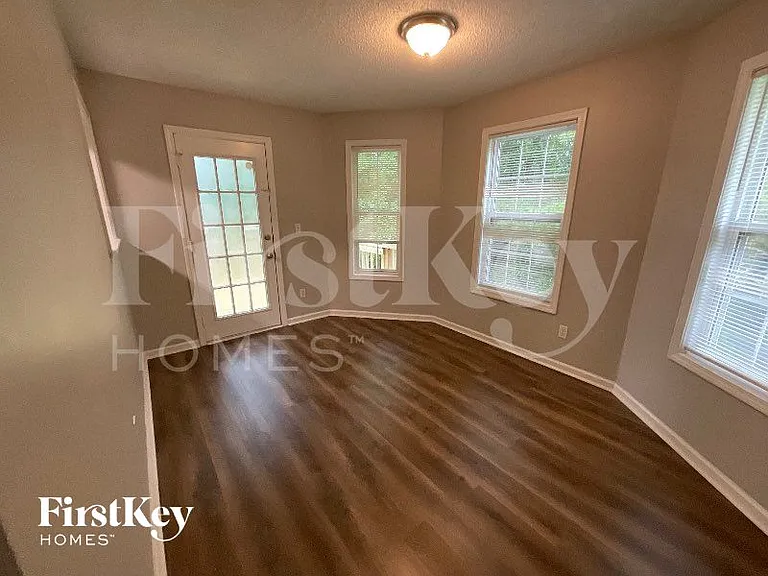 110 Ivy Trace Ln — Photo 4