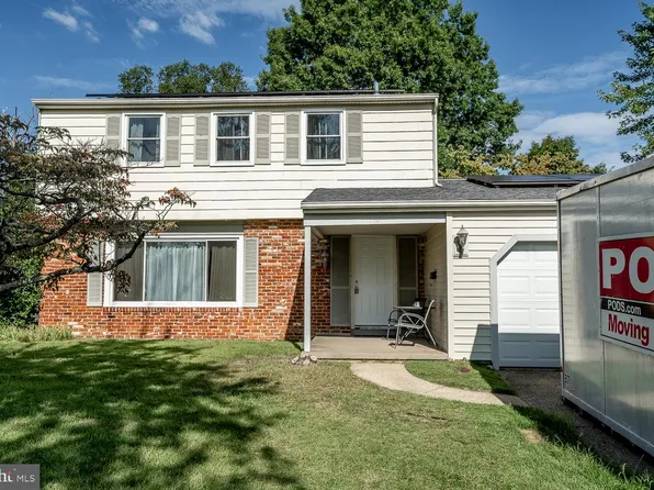 10 Bull Run Rd, Laurel Springs, NJ 08021