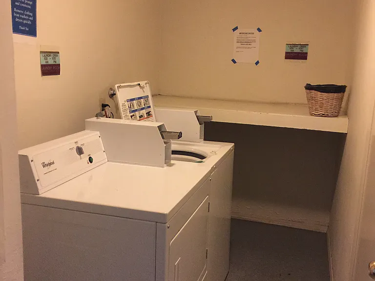 Laudry facilities on each floor