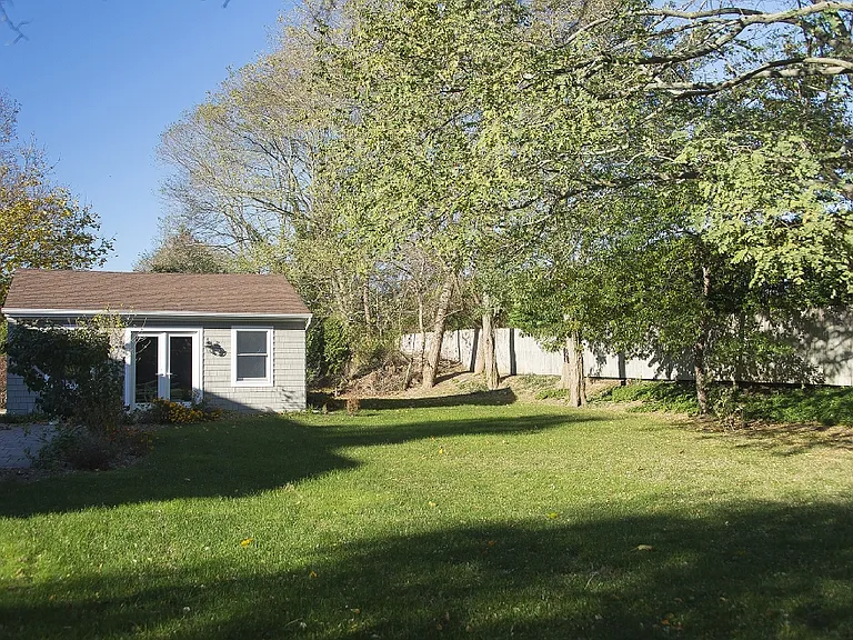 David Whites Ln — Photo 14