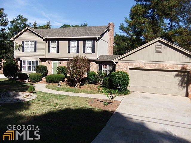 1st image of 2462 Fieldstone Dr SE