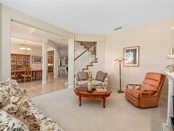 5th image of 841 Arbormoor Pl