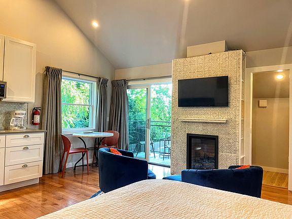 Gas fire place and smart TV