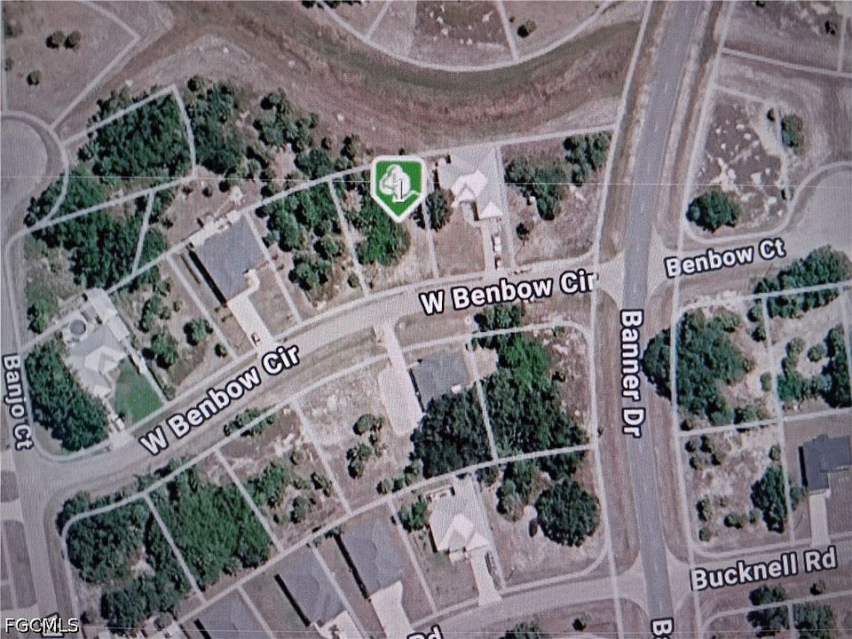 1st image of W Benbow Ct