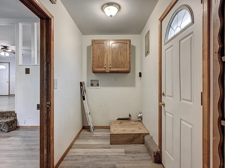 1604 S Washington Ter — Photo 11