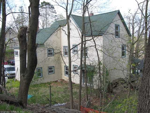 2nd image of 305 School St