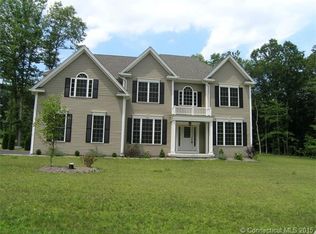 951 Little Meadow Rd, Guilford, CT 06437