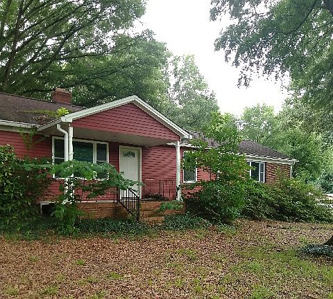 2nd image of 1205 Crowders Mountain Rd