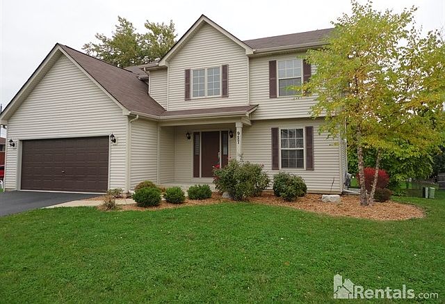 1st image of 927 Harley Ct
