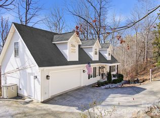 92 Willow Bnd, Hendersonville, NC 28792