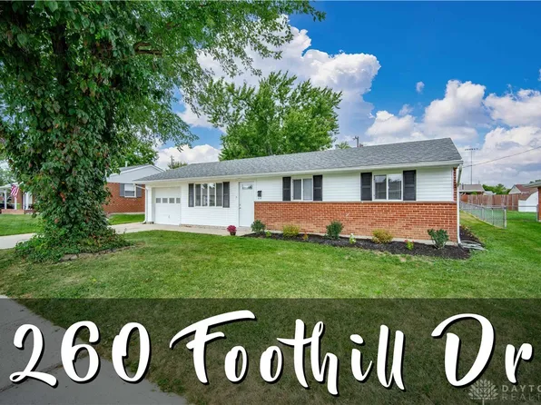 260 Foothill Dr, Brookville, OH 45309