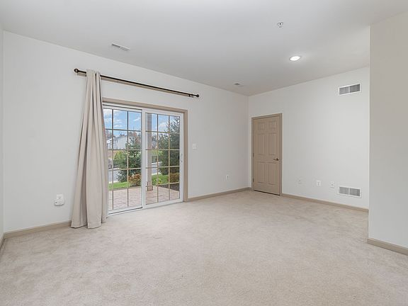 5th image of 11 Indiana Cir