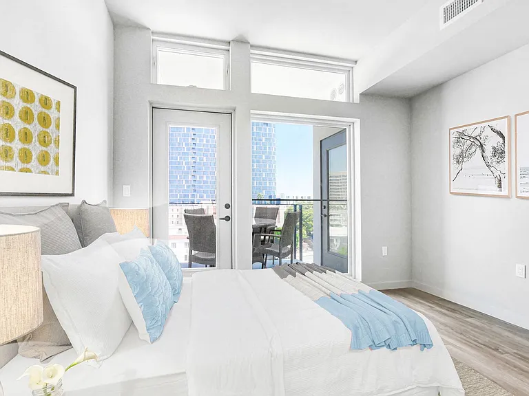 Zephyr Apartments — Photo 4