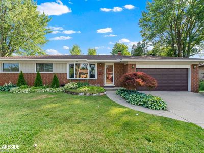 23702 Fenton St, Clinton Township, MI, 48036