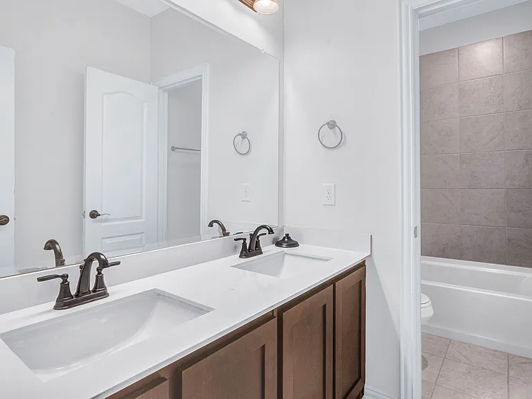 1228 Arrowwood Dr — Photo 26