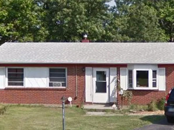 8015 Congresswood Ln, Cincinnati, OH 45224