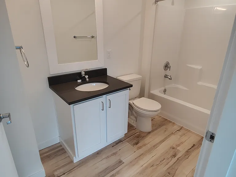 Russo Apartments — Photo 53