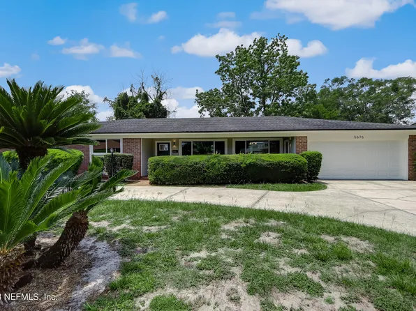 5676 FORT SUMTER Road, Jacksonville, FL 32210