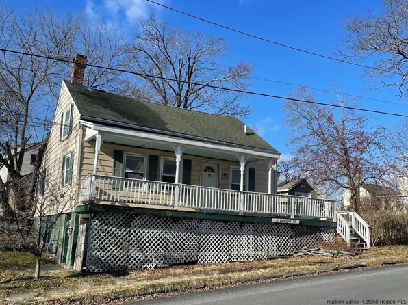 40 Washington Avenue, Saugerties, NY 12477