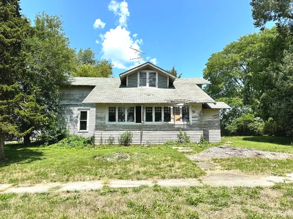 118 W Erie St, Spring Valley, IL 61362