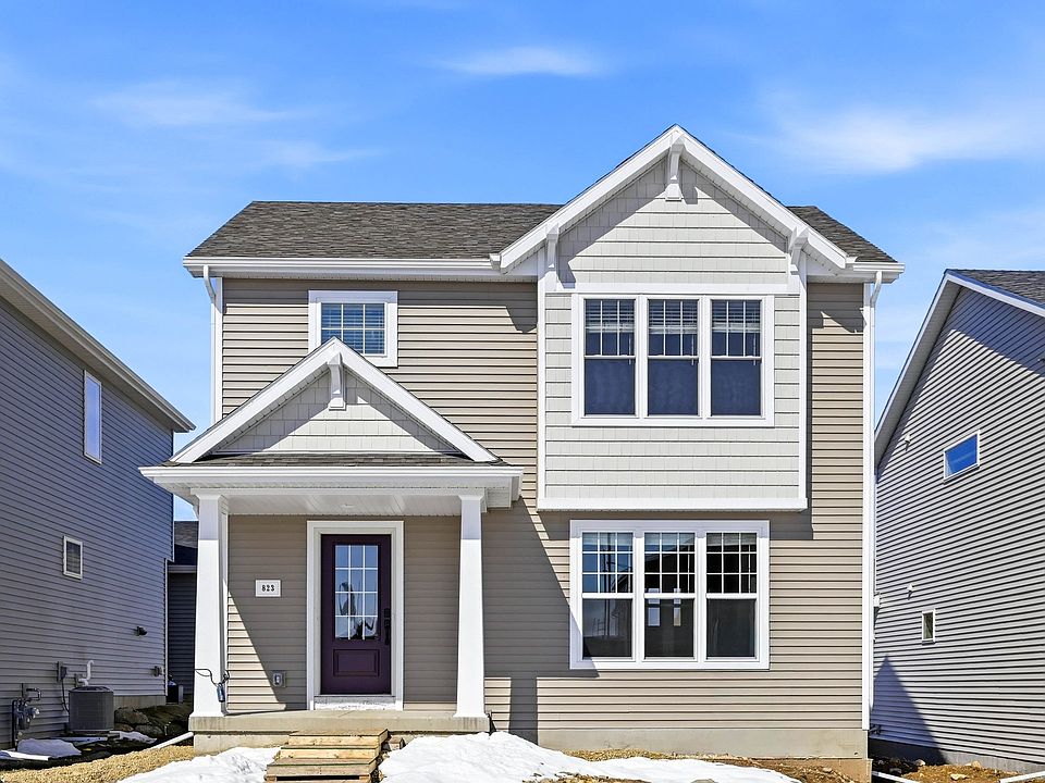 1st image of 823 Indigo Ln