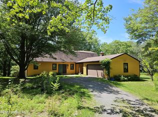 410 Finley Rd, Ballston Spa, NY 12020