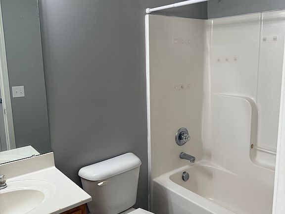 4th image of 2528 Dacey Ct