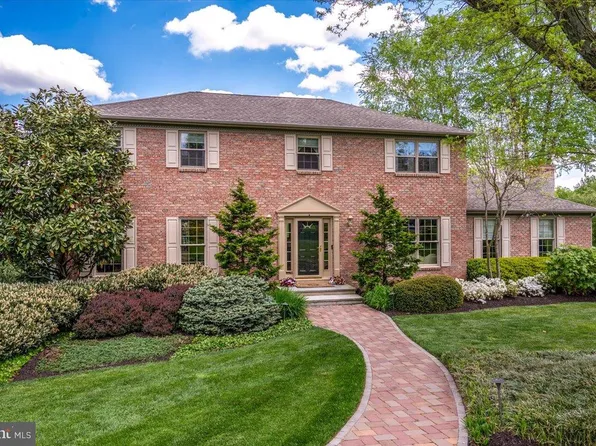 57 Tenby Chase Dr, Newark, DE 19711