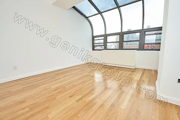 Rented by Genik Group Corp | media 19