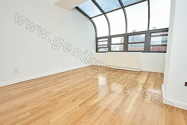 Rented by Genik Group Corp