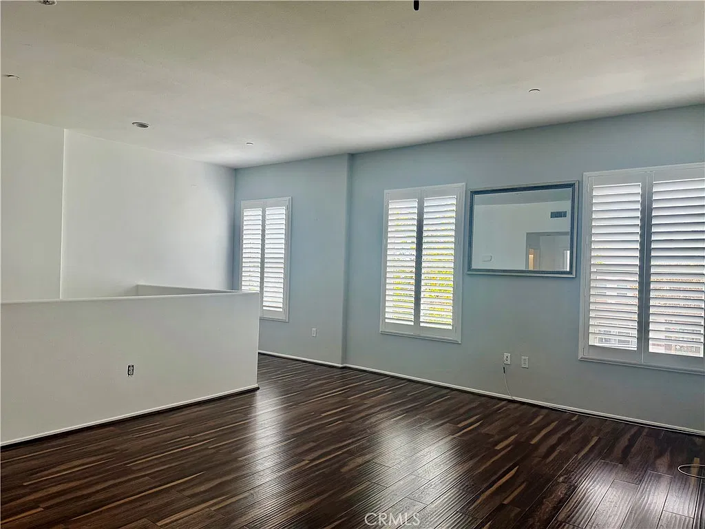 2 bed, 1500 sqft, $3,500 — Photo 3
