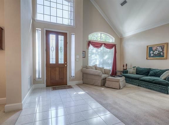 3rd image of 3324 Furlong Dr E