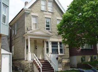 2028 S 15th St, Milwaukee, WI 53204