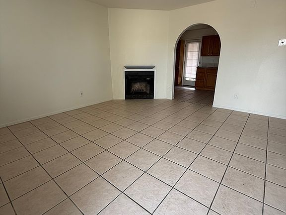 2nd image of 352 E Laguna St