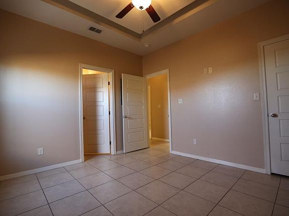 3rd image of 407 Baltic Ave APT 2
