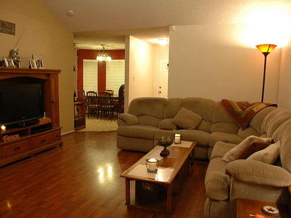 4th image of 1103 La Salle Ave