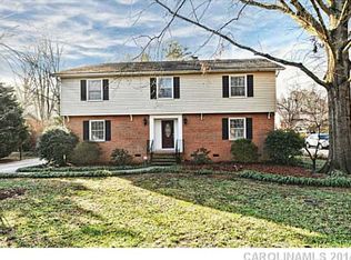 1207 Brockton Ln, Charlotte, NC 28226