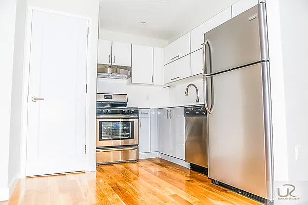 Rented by Urban Realty NYC | media 74