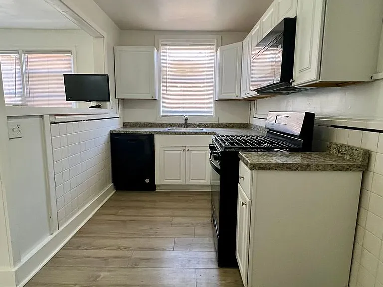 624 Briarcliff Rd — Photo 9