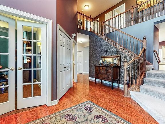 3rd image of 4257 Oakmont Dr