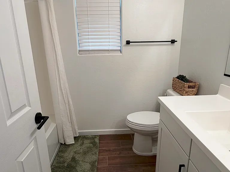 10929 W Harrison St — Photo 15