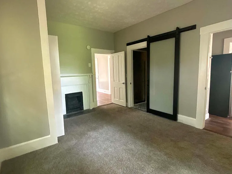 920 Lamore St — Photo 16