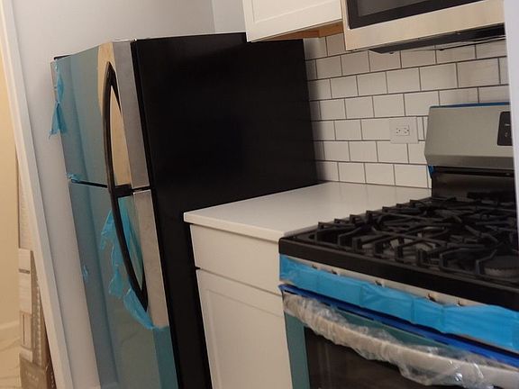 4th image of 225 W 83rd St APT 17A
