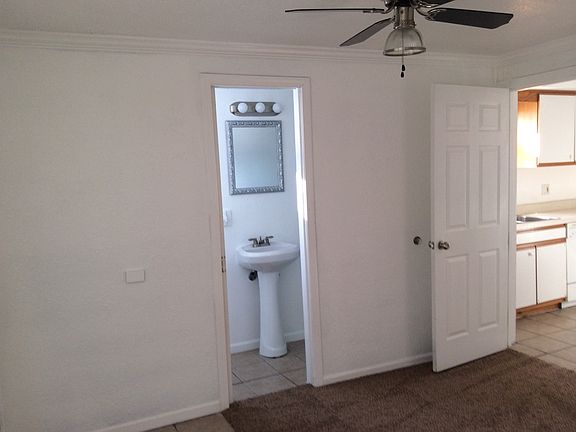back br 1 with 3/4 bath