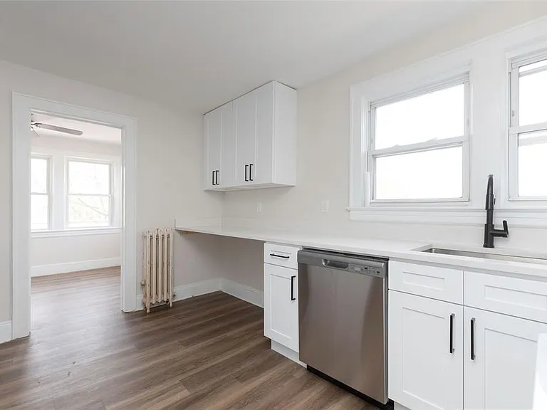 74 Grace Church St #2 — Photo 2