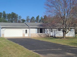 1636 Meadow View Ln, Stevens Point, WI 54482