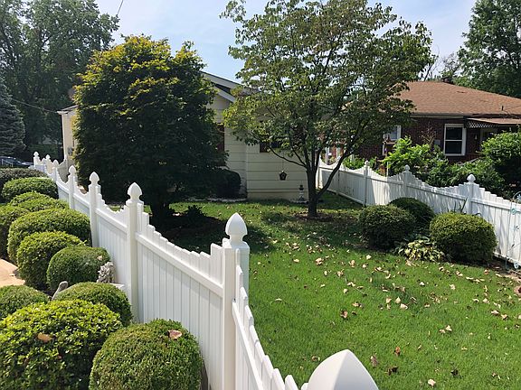2nd image of 7815 Garden Ave
