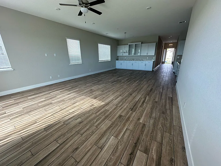 6270 Ottawa St — Photo 16